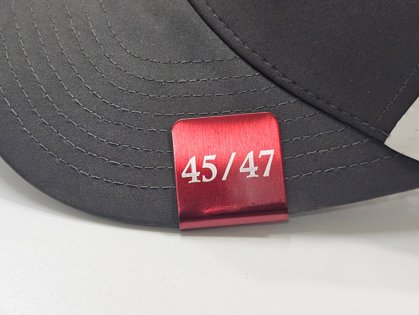 45/47 Hat Clip
